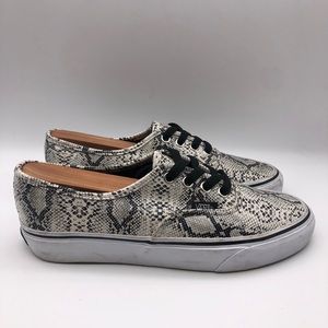 Vans Unisex Tcho Skate Shoes Gray Snakeskin